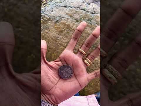 Coin vanish | Impossible One Hand Coin Vanish