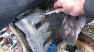 Replacing a front Brake Caliper and bleeding air from it afterwards