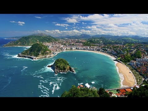 Lecture 1 - Life at the Edge of Chaos