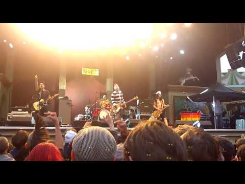 NOFX - Fuck the kids/Linoleum (Gröna Lund)