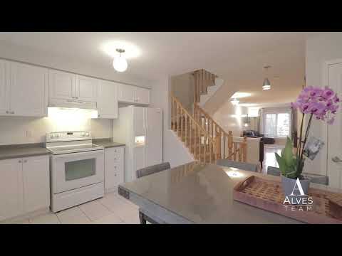 3248 Redpath Cir, Mississauga, ON L5N 8R2