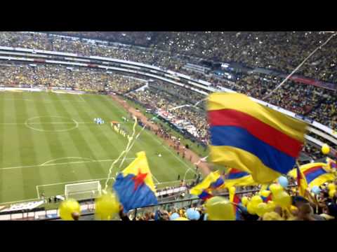 "Ritual del kaoz contagia a todo al estadio." Barra: Ritual Del Kaoz • Club: América