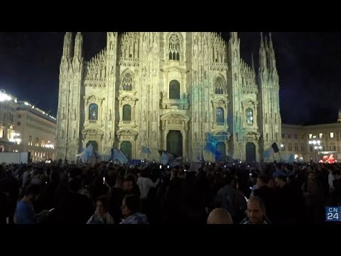 MILANO tifa NAPOLI 💙 Festa scudetto in Piazza Duomo 🙌