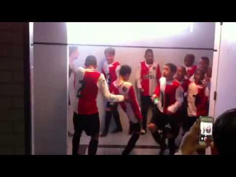 Ravi Yates kampioen D1