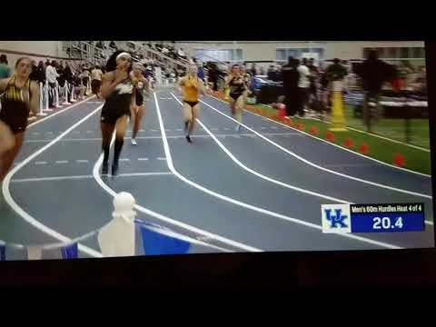 KU Roy McCravy women's 600m Tia Saunders & Aly Weum & Taylor Arco