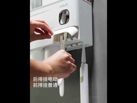 Green plastic 3 cup toothbrush holder