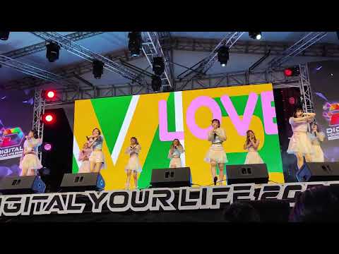Sweat16 : มุ้งมิ้ง @ Digital Your Life 2022 - Siam Paragon【4K 60fps】