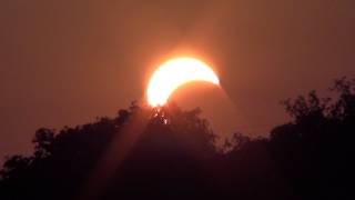 preview picture of video 'Eclipce de sol parcial 20 de mayo 2012'