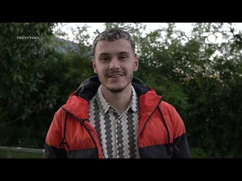 Artjoni riprovon përsëri me panterën - Për’puthen prapaskena