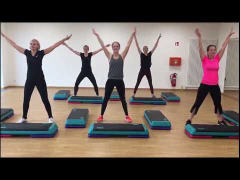 Dienstags beim VfL Lüneburg: Step bei Birte ;)