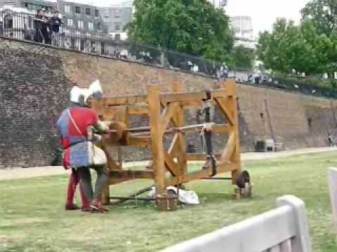 Firing a ballista at the Tower of London