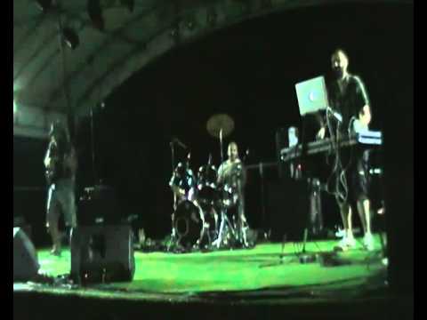 WDD ft.DAN I opening live show (medley) @ Parcolive 12/07/13 Part,1