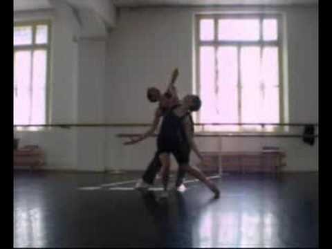 BODIES IN EVIDENCE - coreografia di Michele Giovanelli