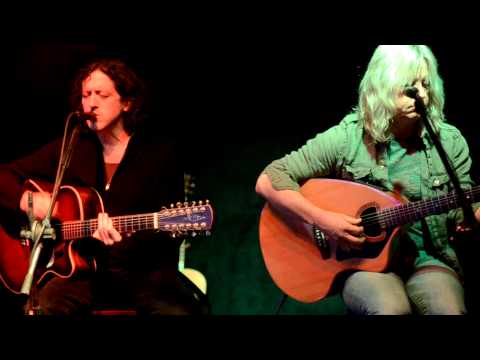 Live And Local Acadiana - Kelly Keeling from The Oasis Acoustic Guitars