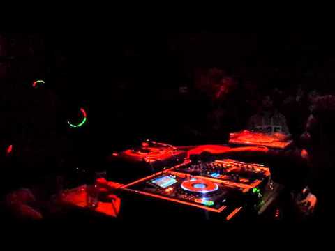 OneDubTv - King Earthquake Amsterdam 2015