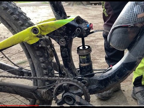 Destroyed FOX DPS Shock - Aircan Thread Ripped Off When Riding!!