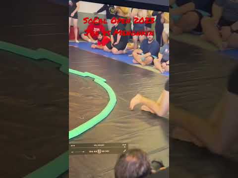 Joe 3 time #national #champion Vs Mengkin Of #maximumeffort #sumo #combatsports #japan #sandiego