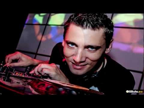 Woman In Flames-Bobkomyns Vs Toni Rico Feat Mac Gie & David Espinos-Exclusiva  a Can Moet