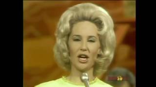 George Jones Tammy Wynette Rolling in my Sweet Babys Arms