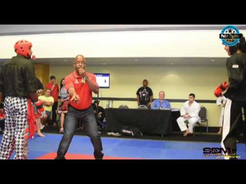 Jason Holmes vs Lance Smith