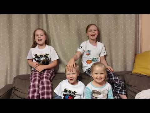 Kibice Twardych Pierników dla drużyny  przed derbami z Anwilem Włocławek