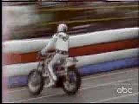 Evel Knievel Kings Island 1975 - Jumps 14 Greyhound Busses