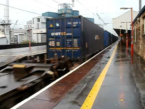 EWS CLASS 92005 AT WARRINGTON BANK QUAY ON 21/11/2010