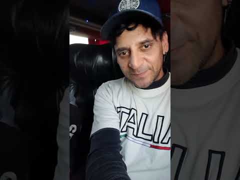 our first bus ride, with Malvadito...