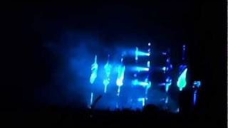 The Chemical Brothers LIVE 2011 - Three Little Birdies Down Beats