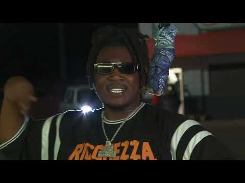 Big Fella Zil - Pass Me Sum Water [ LIVE PERFORMANCE] 