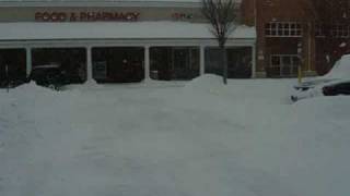 preview picture of video 'Blizzard of 2010 - Live from Giant Food, Owings Mills'
