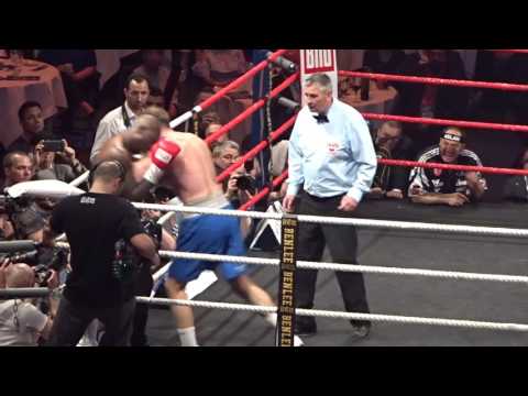 MAH02468 Mario Daser vs Ola Afolabi R3