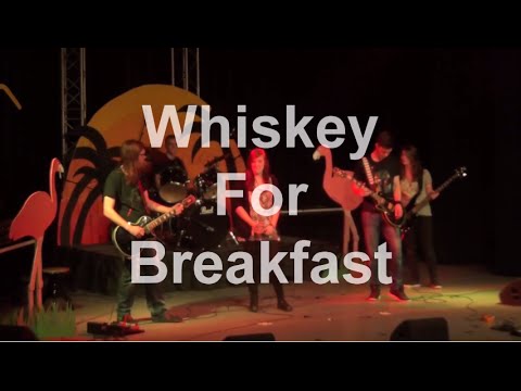 Revue 2015: Whiskey For Breakfast