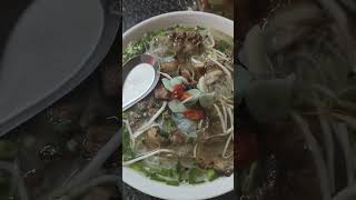 베트남 하노이의 쌀국수는 정말 맛있습니다. 외국인들이 한 번이라도 맛보면 절대 잊지 못할 거예요. #Hano…