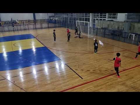 Boas defesas no futsal -sub 9 - Goleiro infantil