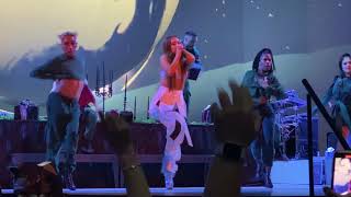 Ariana Grande - December (4K, Live in Miami @ American Airlines Arena)