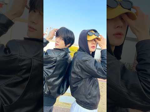 I&rsquo;ll just stick with you 🤦&zwj;♂️ #TXT #TOMORROW_X_TOGETHER #하루에_하루만_더 #Stick_With_You