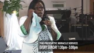 Dr. Lona Copeland-Blake The Praying Mother