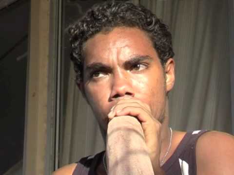 Vernon Marritjngu Gurruwiwi playing reverse rhythmic patterning, self-made yidaki