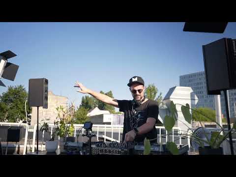 'Time' by Ben Haydie & Zee Essential played by Einmusik for the Bella Mar 09 LIVE stream