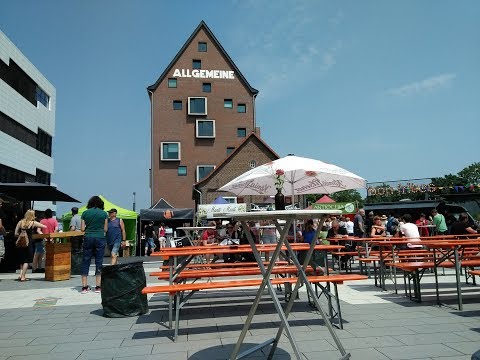 HSRW Kleve Germany - Tag der offnen Tür - Boat making competition.