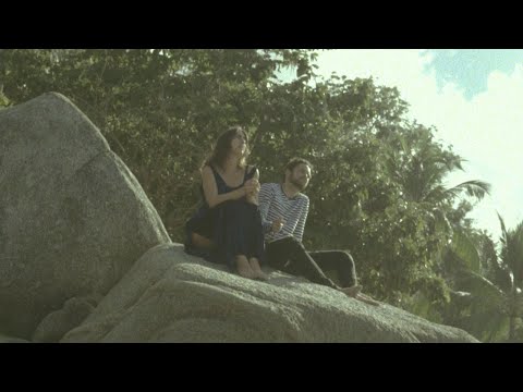 La Isla Centeno - En Las Olas (Video Oficial)