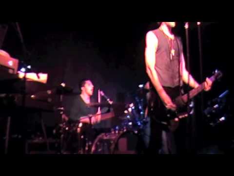 The Bravery - Fearless ( London - Hoxton Square Bar & Kitchen)