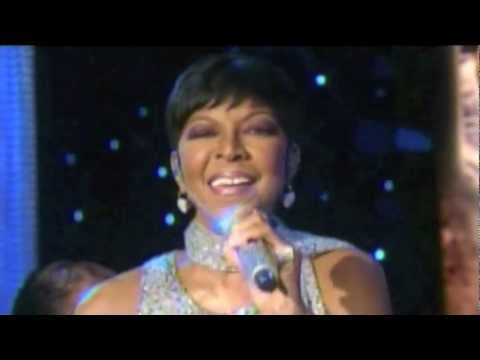 Natalie Cole & Kym Purling perform The Most Wonderful Time Of The Year on national US TV
