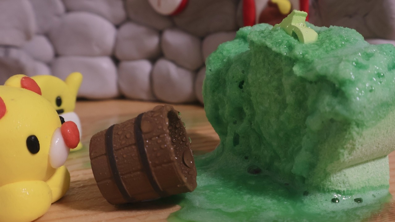 komachan stopmotion anime !「komachan  vs pokemon bathball」「コマチャンとポケモンバスボール」