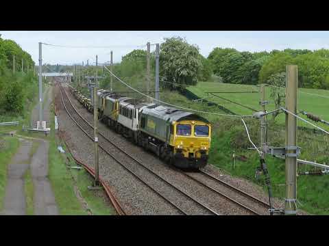 Freightliner Lash Up: 66606 leads 90013, 90049 & 66553 on 6M90, Charnock Richard (Coppull) 23/05/21.