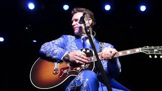Chris Isaak – “Insects” - Pabst Theater, Milwaukee, WI - 08/13/19