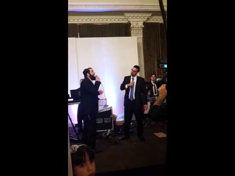 YIDDLE SINGING MELAYIM Ziv at a wedding