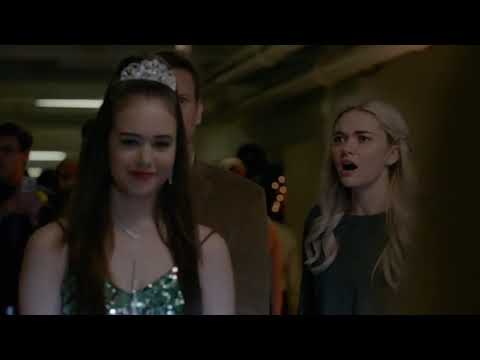 Legacies 1x10 Lizzie and Josie Fight/Josie & Hope