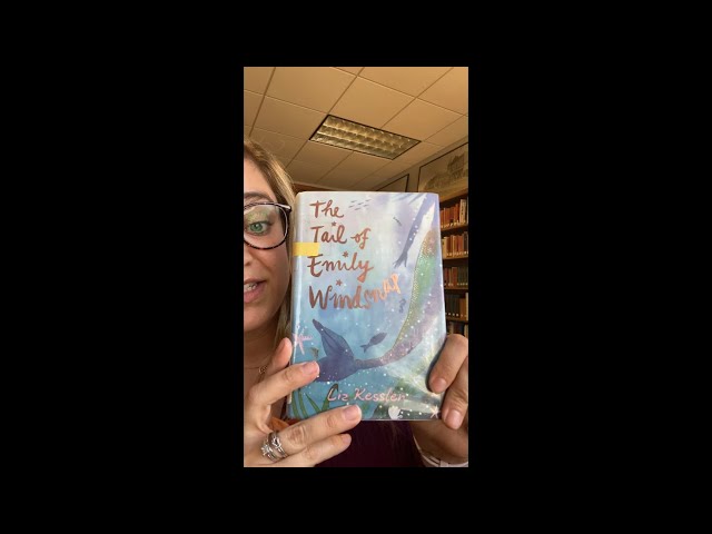 Vídeo relacionado con Emily Windsnap: Six Swishy Tails of Land and Sea: Books 1-6